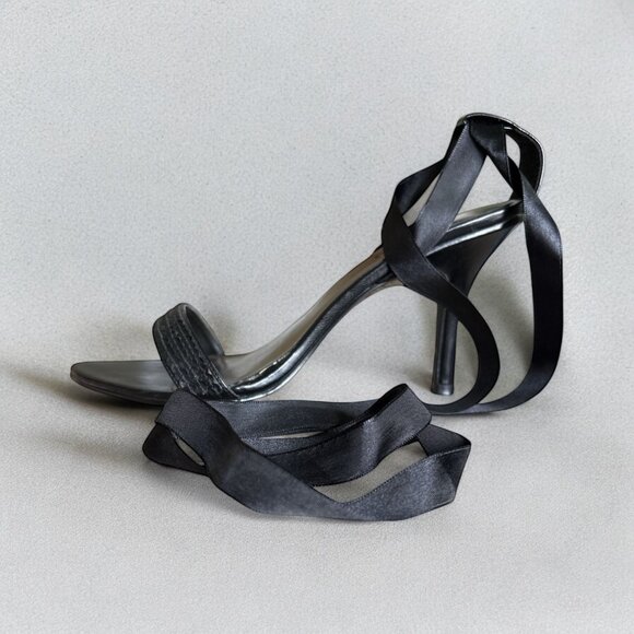 Strappy Heels Sz 10 Black Satin Wrap-Around Ties Unlisted Kenneth Cole Formal - Picture 1 of 7